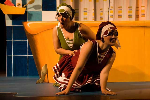 Teatro para niños en la Sala La Imperdible de Sevilla, 'Al agua patos' de la compañía Barataria