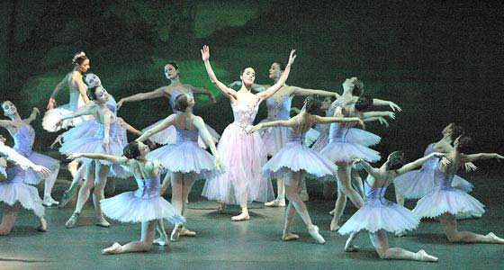 El ballet de 'La Bella Durmiente' en el Teatro de la Maestranza de Sevilla
