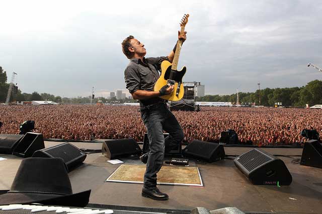 Bruce Springsteen & the E Street Band en Sevilla, actuación el 13 de mayo de 2012 en el estadio Olímpico de la Cartuja