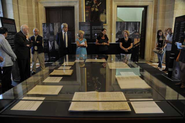 Hasta el 31 de enero de 2012 en el Archivo de Indias de Sevilla la exposición 'En busca de las Especias. La primera vuelta al mundo (1519-1522)'